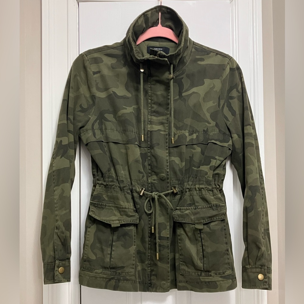 💜2/20$*Forever 21|Camo Utility Cargo Jacket